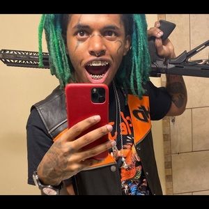 Meet your Posher, Connor